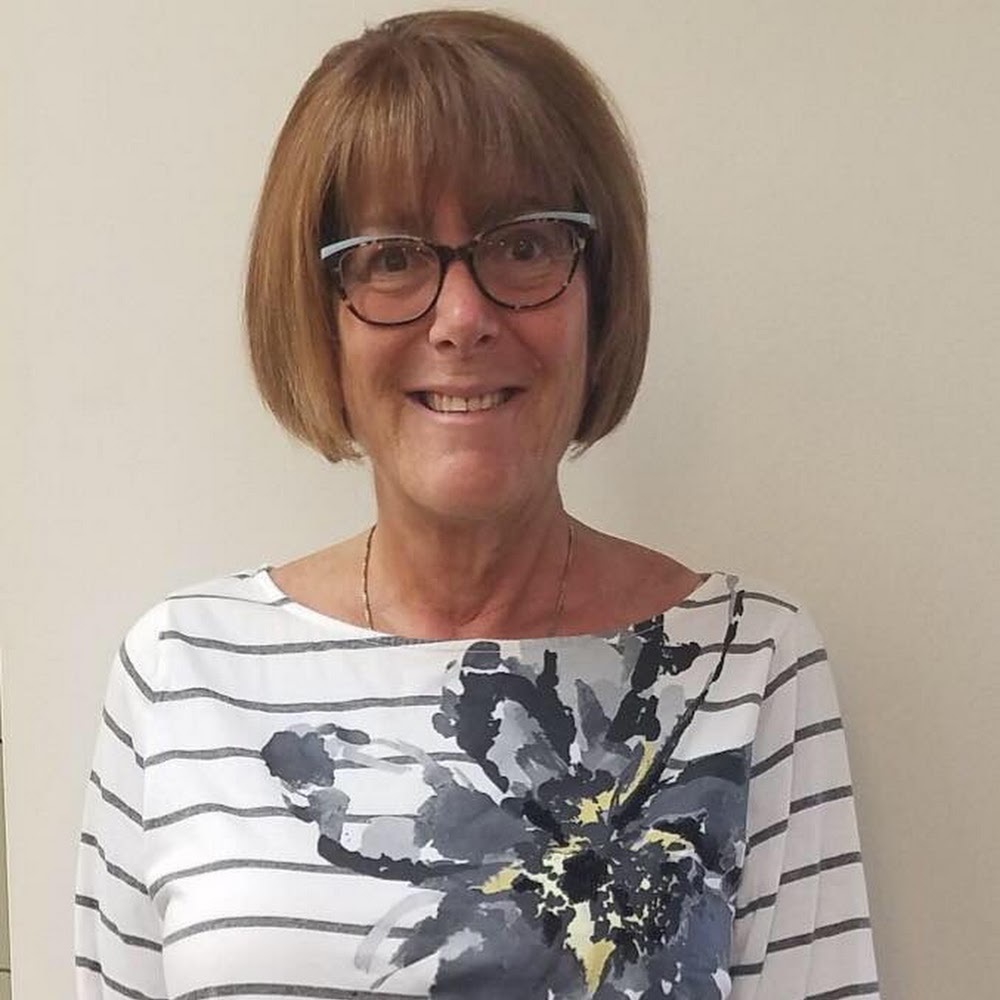 Meet your Posher, Ellen